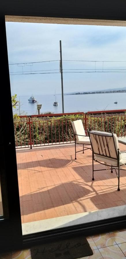 Taormina Holiday Apartment Екстер'єр фото